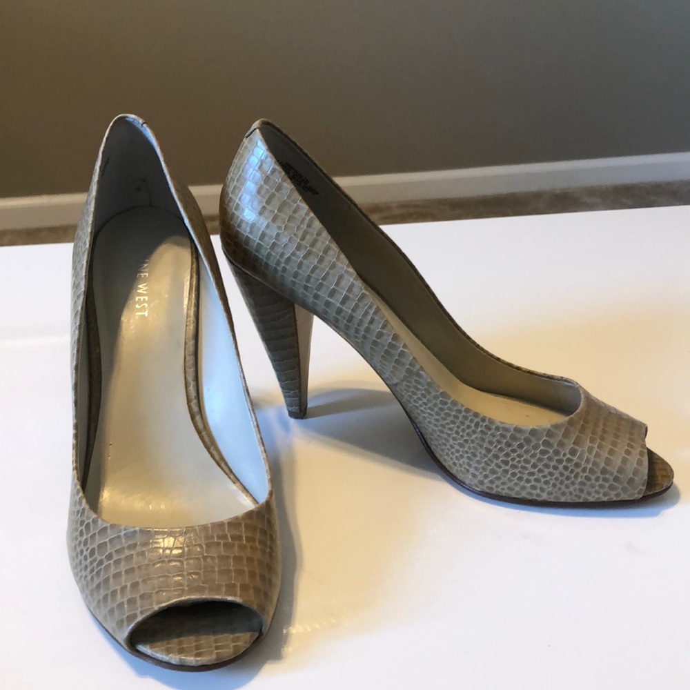 Nine West Taupe Snake Print Peep Toe Heel